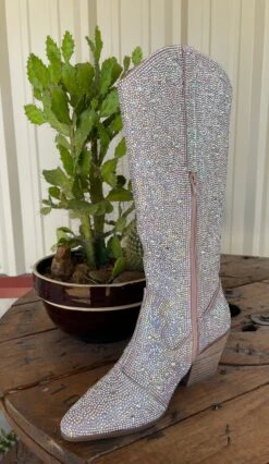 Night Out In Nashville Bling Boots -Fashion Clothing Shop IMG 1353 5b8545bb daab 40de 8683 6f760d68b6fc