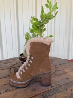 Mountain MamaBoot By Steve Madden -Fashion Clothing Shop IMG 1660 4e86b9d2 57e1 43b4 a823 7c68b587f4b9