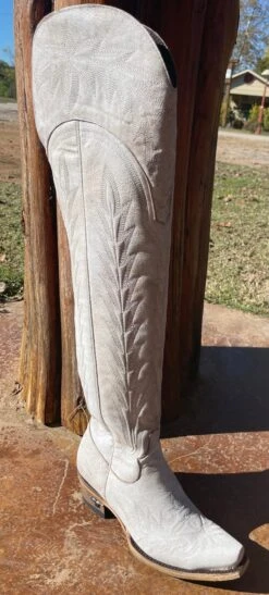 Lexington Over The Knee Boot By Lane 11 Lexington Over The Knee Boot By Lane -Fashion Clothing Shop IMG 2220 8ae16392 a763 46b3 9b88 e00cd7b71672