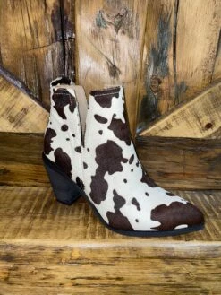 Cowin' Around The Town -Fashion Clothing Shop IMG 5122 51797f87 c513 4529 abb1 12397426b58a