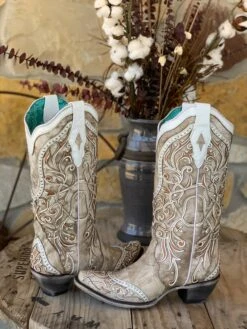 Corral Wildwood Boot -Fashion Clothing Shop IMG 7093 6c80a082 aa06 4a91 972a 1df4e409bc8a 1