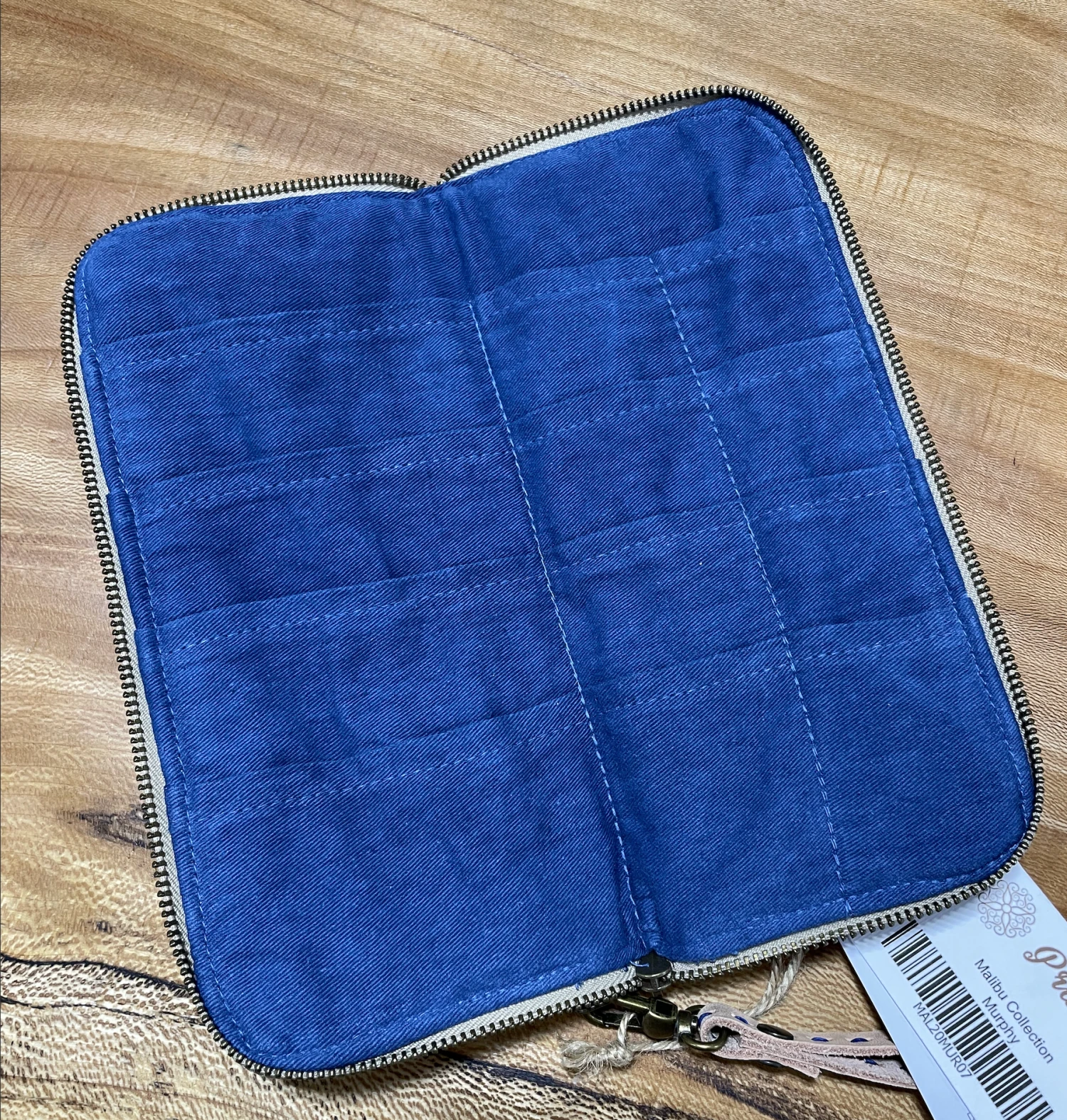 Pranee Malibu Murphy Wallet 5 Pranee Malibu Murphy Wallet - Image 3