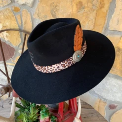 Charlie 1 Horse - Heatseeker Black