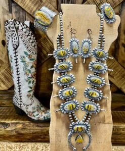 Yellowstone Bumblebee Squash Sets -Fashion Clothing Shop image a1a57d06 d023 4c2d b601 aca805ecad76