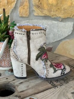 Old Gringo Carla Floral Bootie - Crackled White 13 Old Gringo Carla Floral Bootie - Crackled White -Fashion Clothing Shop image bf2ce6dc b00d 4187 a3c6 db258109bf50