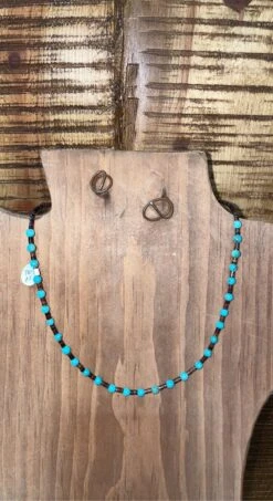 Circle Turquoise Necklace